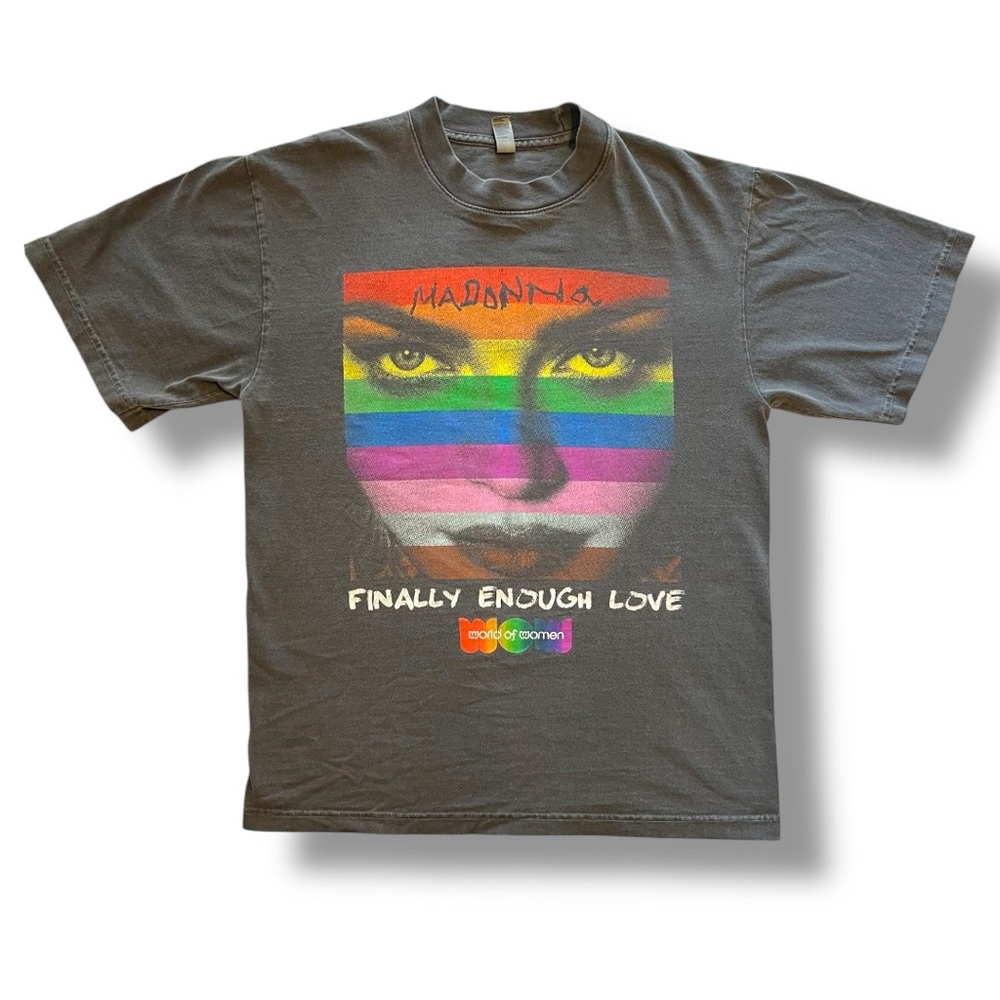 MADONNA FINALLY ENOUGH LOVE T-SHIRT WOW PRIDE CONCERT  (RAINBOW LP SHOT) Small